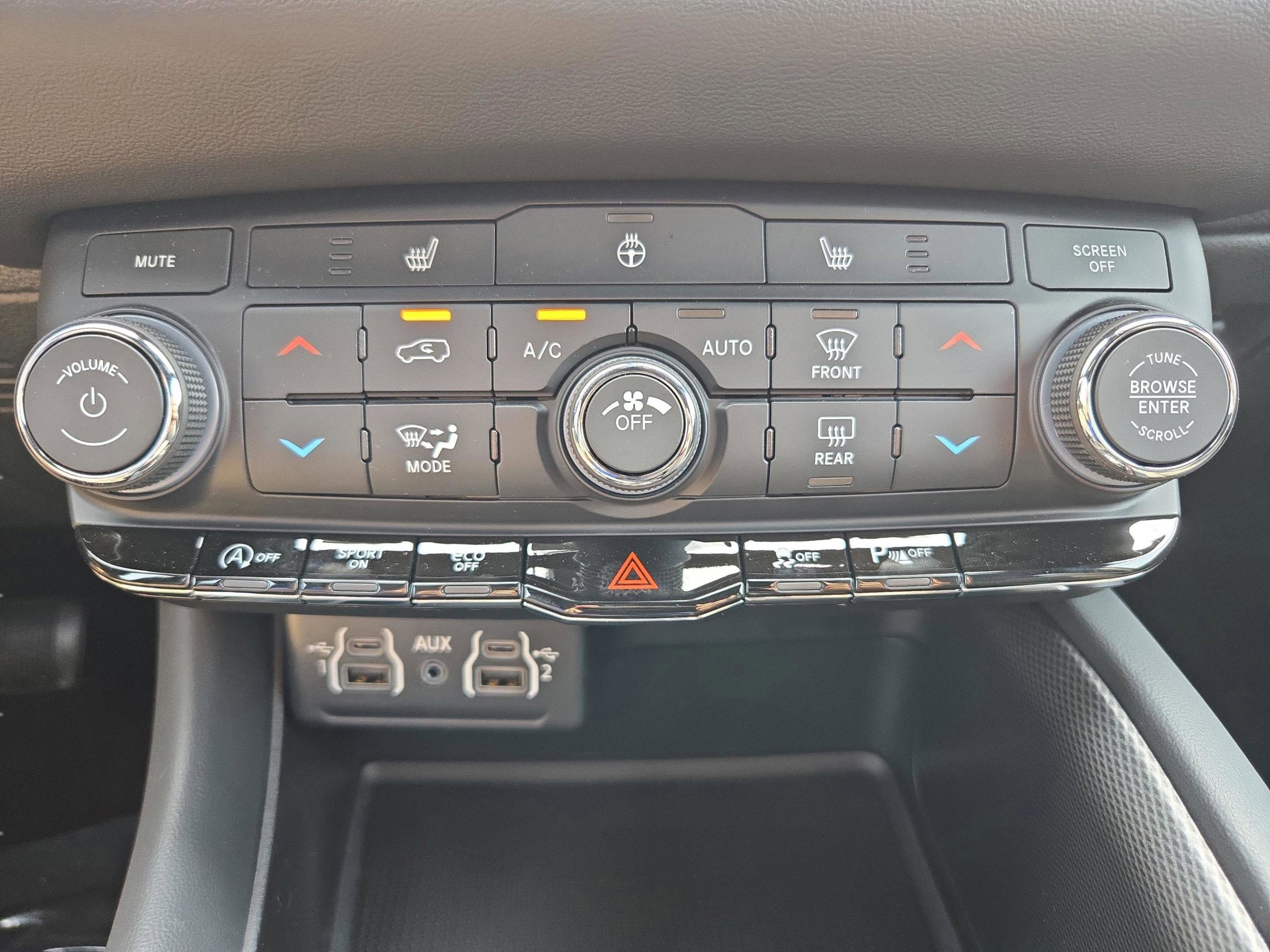 New 2025 Dodge Durango GT w/ Blacktop Package image 13