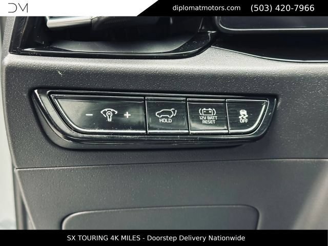 Used 2023 Kia Niro SX Touring FWD image 32