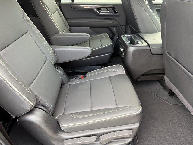 New 2026 GMC Yukon XL Elevation AWD/4WD image 13