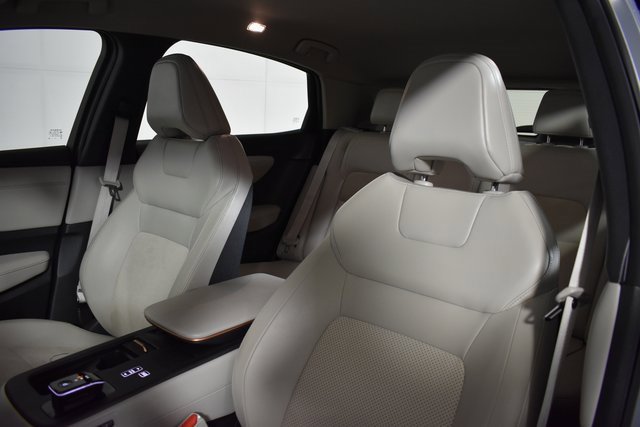 Certified 2024 Nissan Ariya AWD image 11