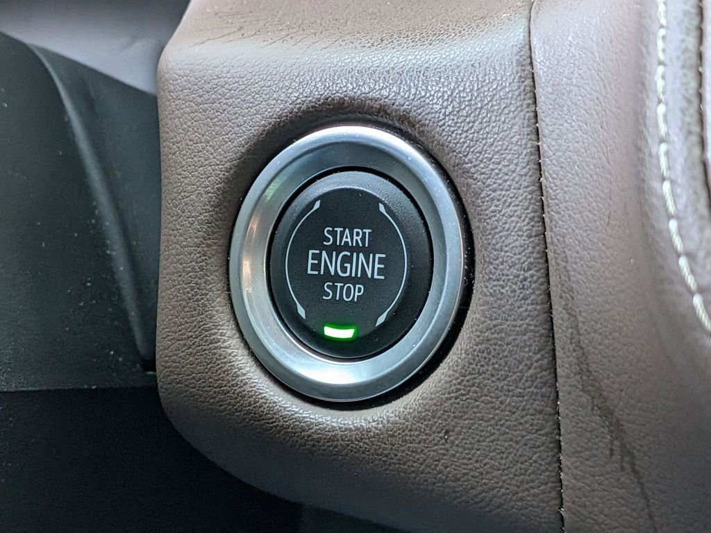 Used 2024 Chevrolet Tahoe High Country image 24