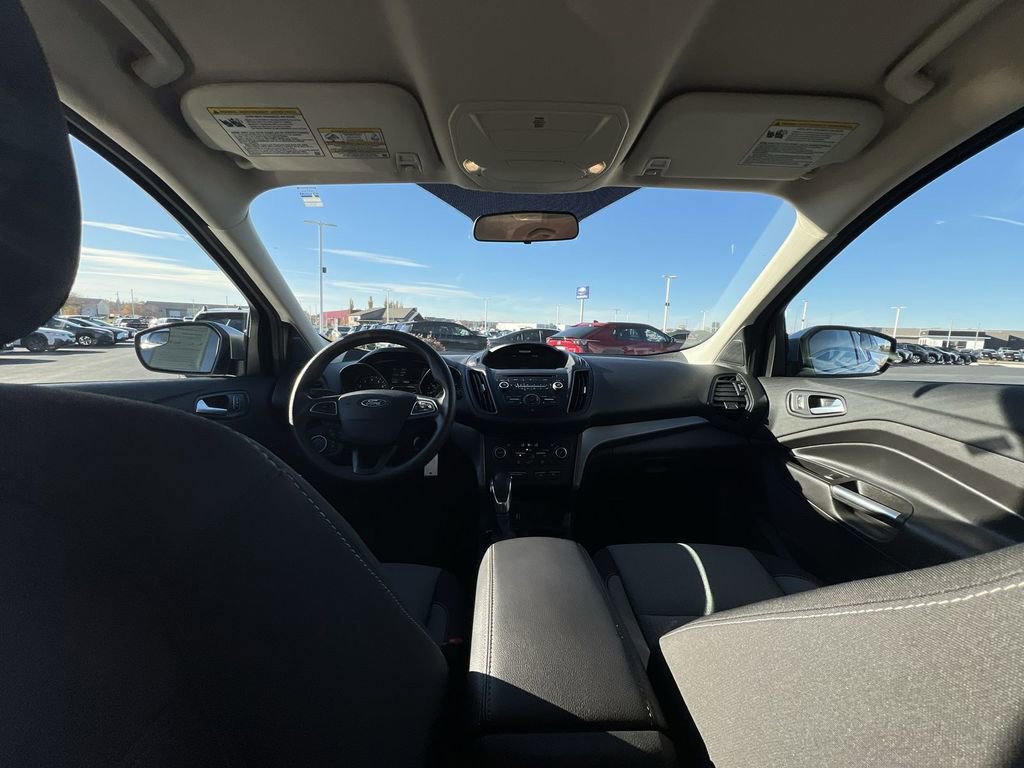 Used 2018 Ford Escape SE image 19