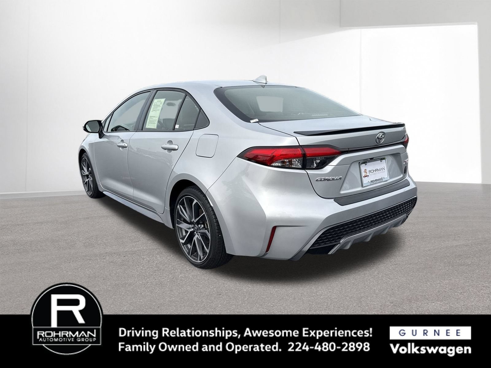 Used 2022 Toyota Corolla XSE FWD image 6