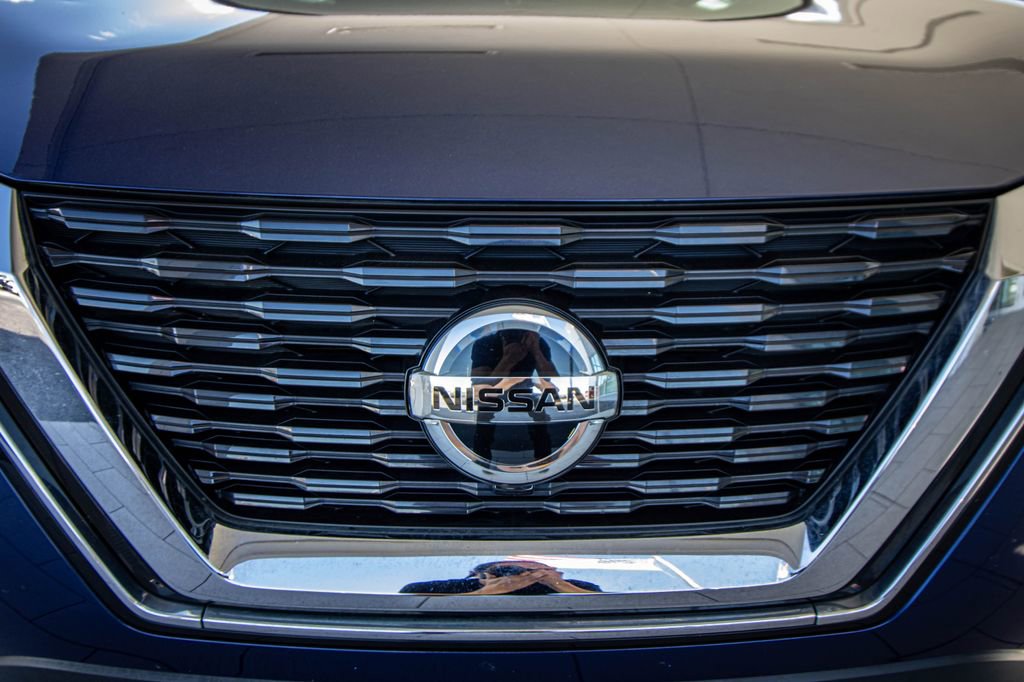 Used 2021 Nissan Rogue S image 8