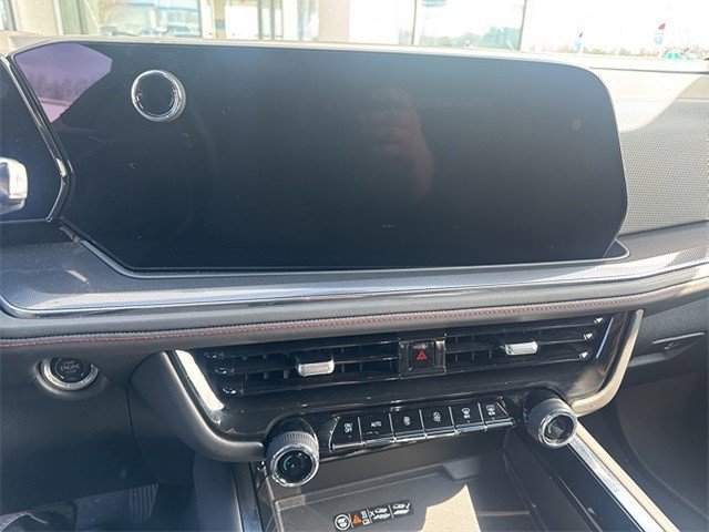 Certified 2025 Chevrolet Suburban RST w/ Comfort Package image 14