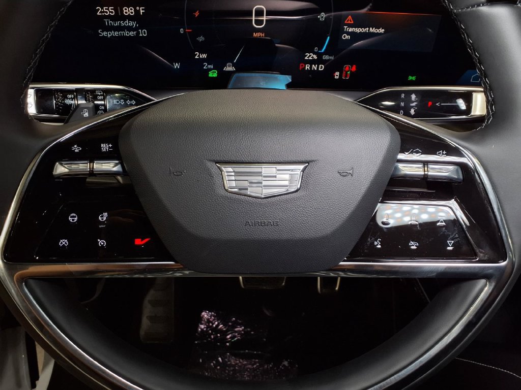 New 2027 Cadillac Vistiq Luxury AWD/4WD image 19
