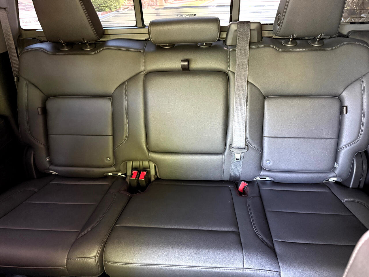 Used 2022 Chevrolet Silverado 1500 LT Trail Boss w/ LT Trail Boss Premium Package image 49