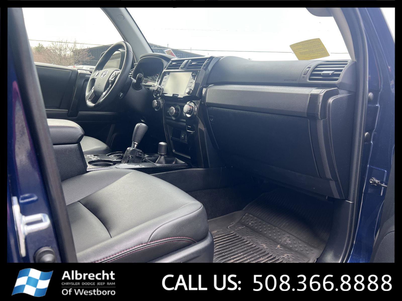 Used 2021 Toyota 4Runner Venture w/ Moonroof Package image 19