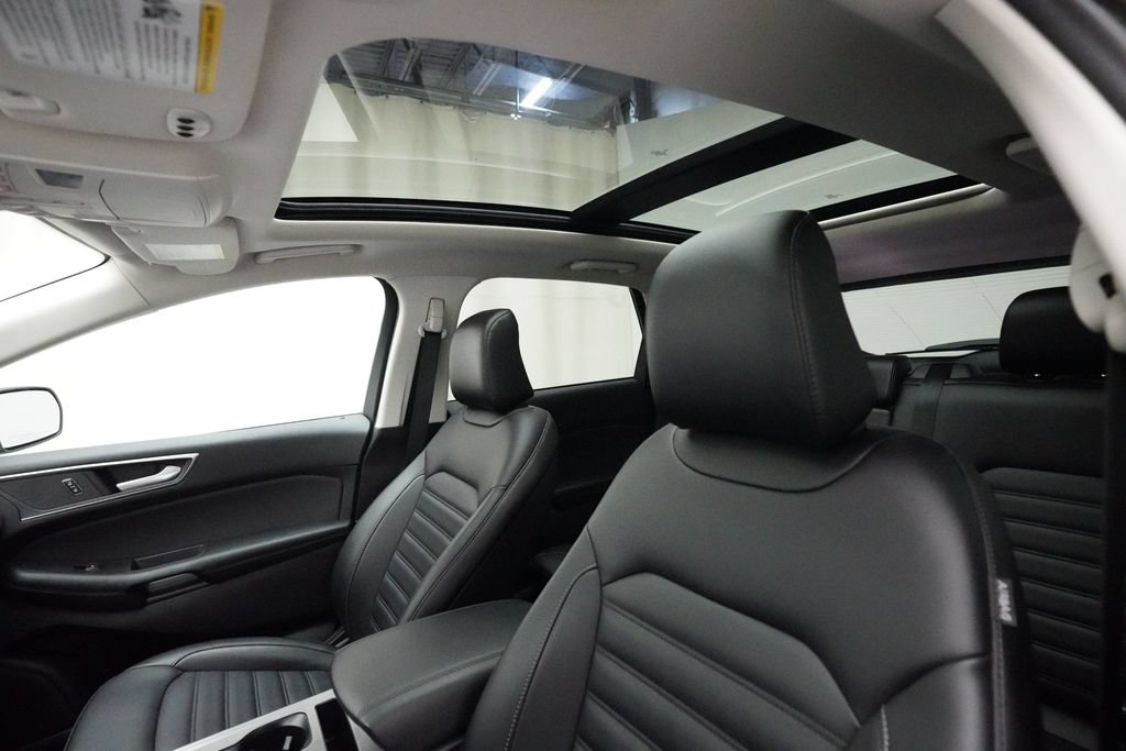 Used 2024 Ford Edge SEL w/ Convenience Package AWD/4WD image 34