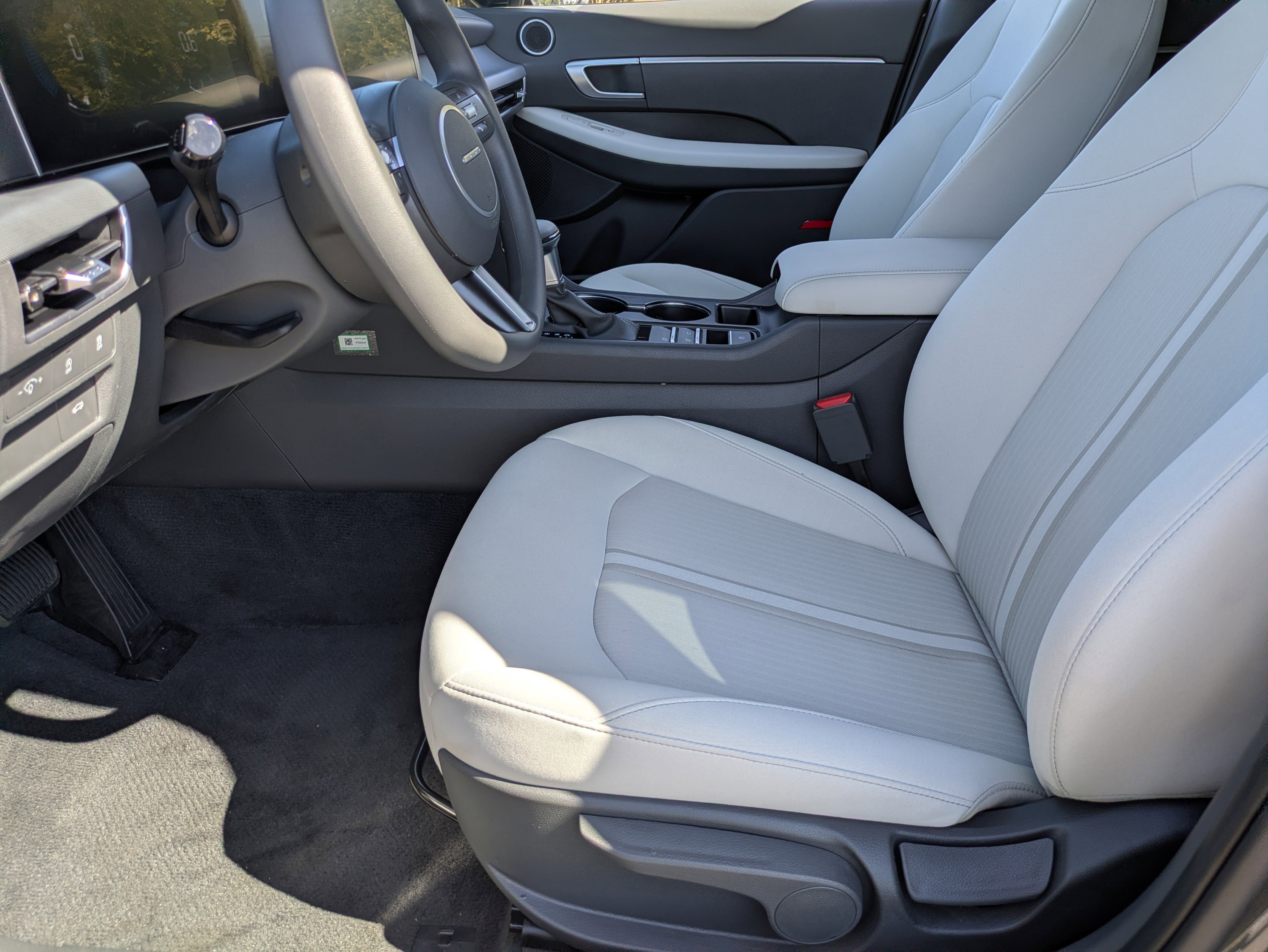 Certified 2025 Hyundai Sonata SE image 16