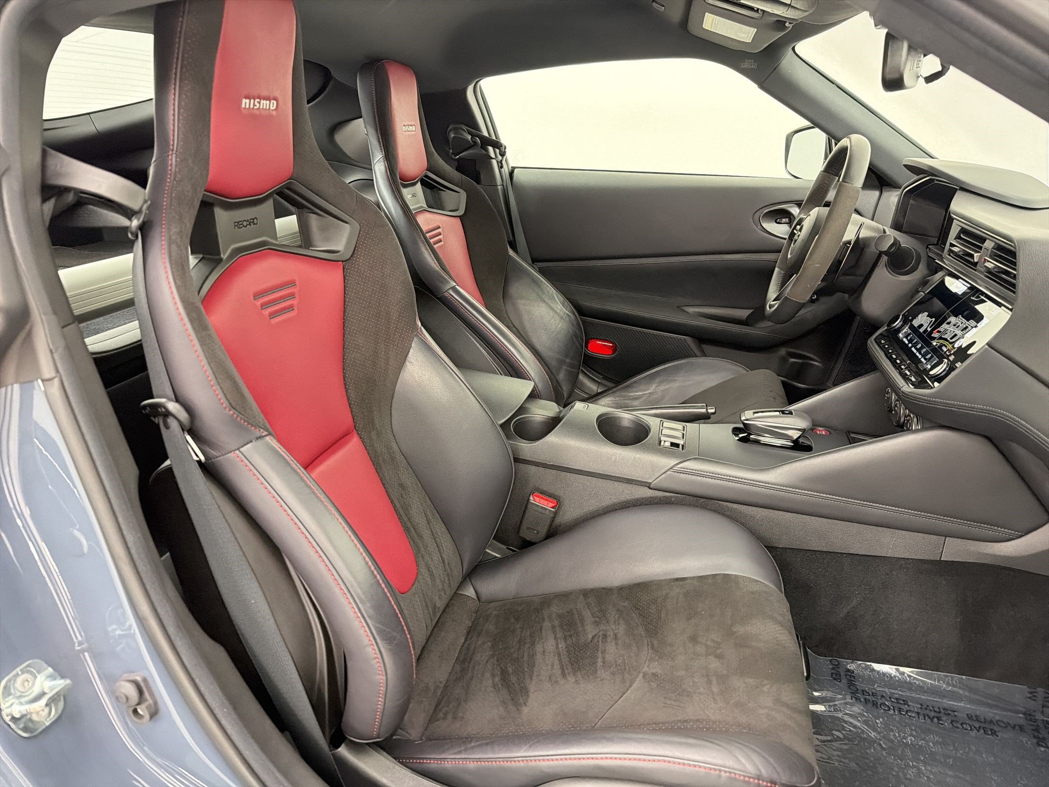 Used 2024 Nissan Z NISMO w/ Floor Mat Package RWD image 30