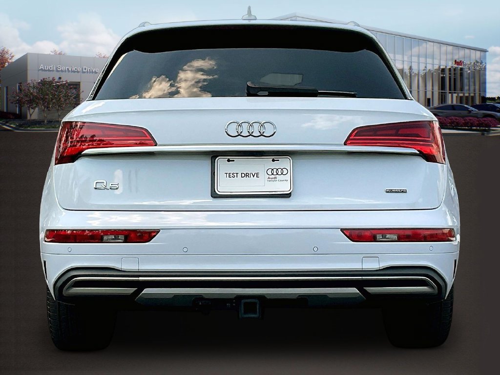 Used 2023 Audi Q5 2.0T Premium Plus w/ Premium Plus Package AWD/4WD image 6