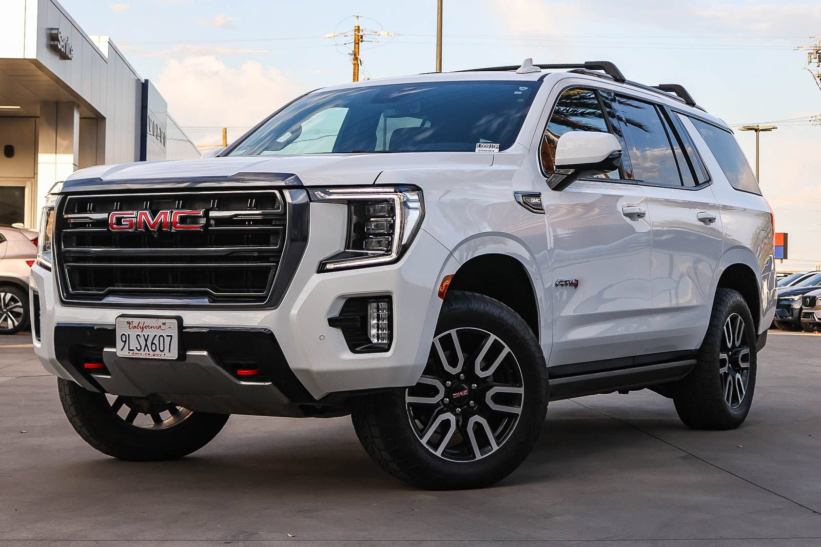 Used 2024 GMC Yukon AT4 w/ AT4 Premium Plus Package