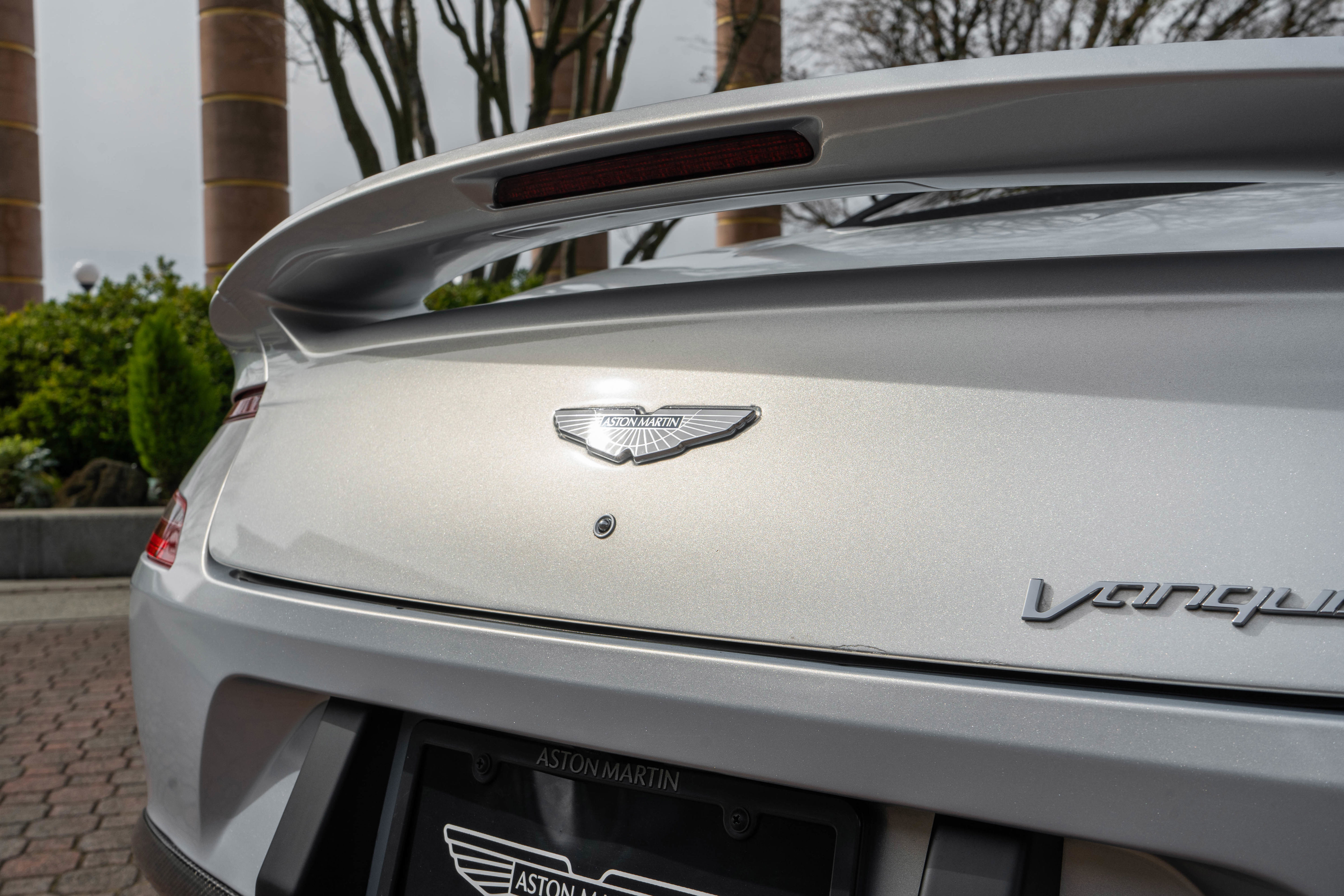 Used 2016 Aston Martin Vanquish Volante image 8