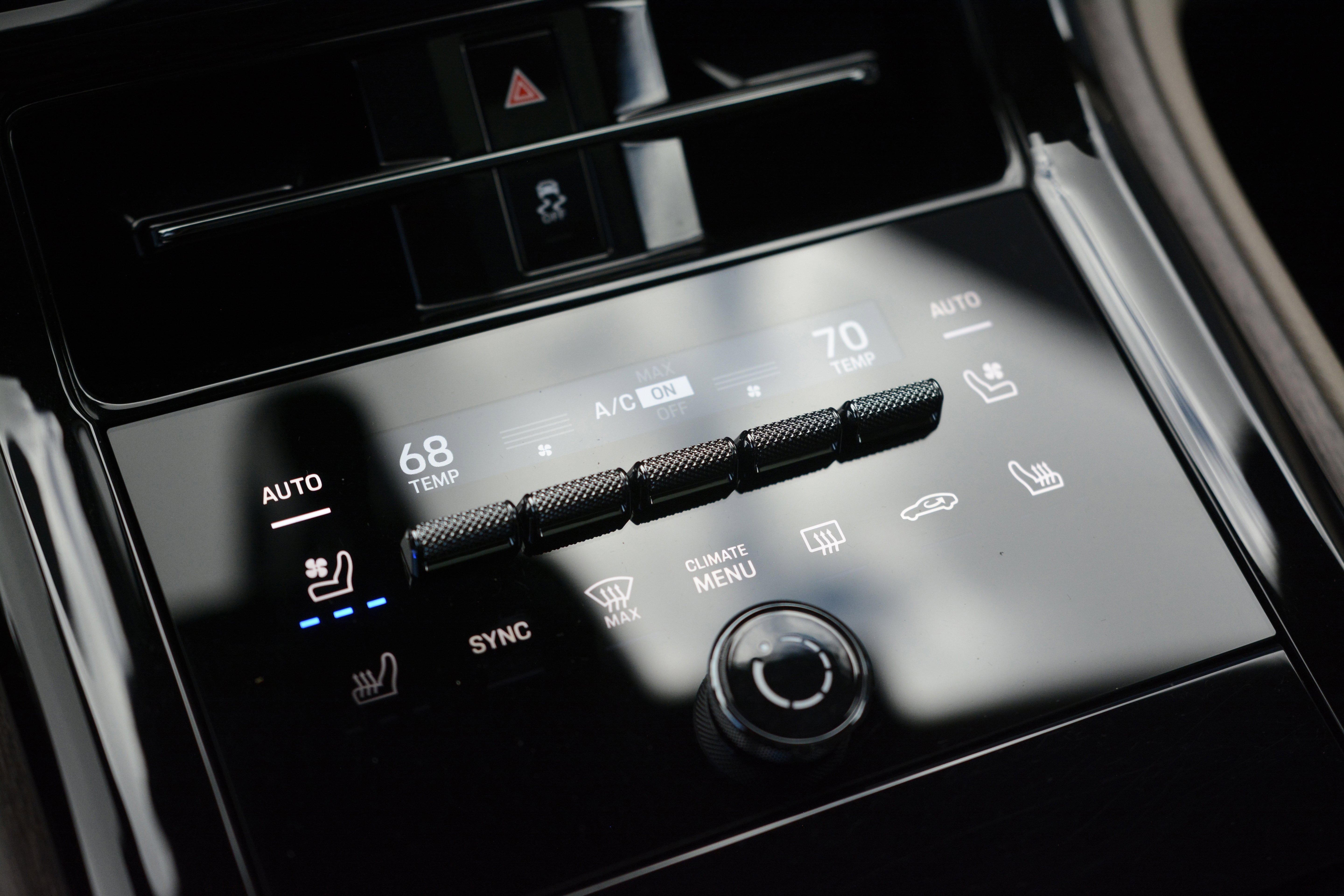 Certified 2025 Porsche Panamera 4 image 21