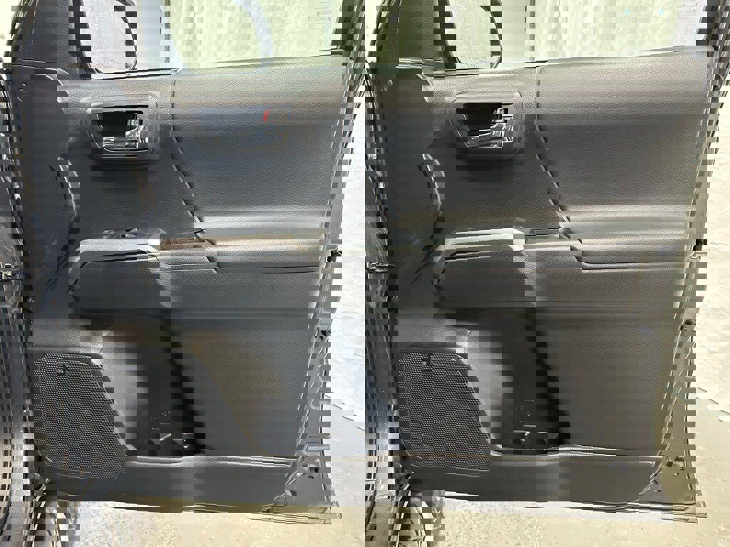 Used 2023 Toyota Tacoma Limited image 50