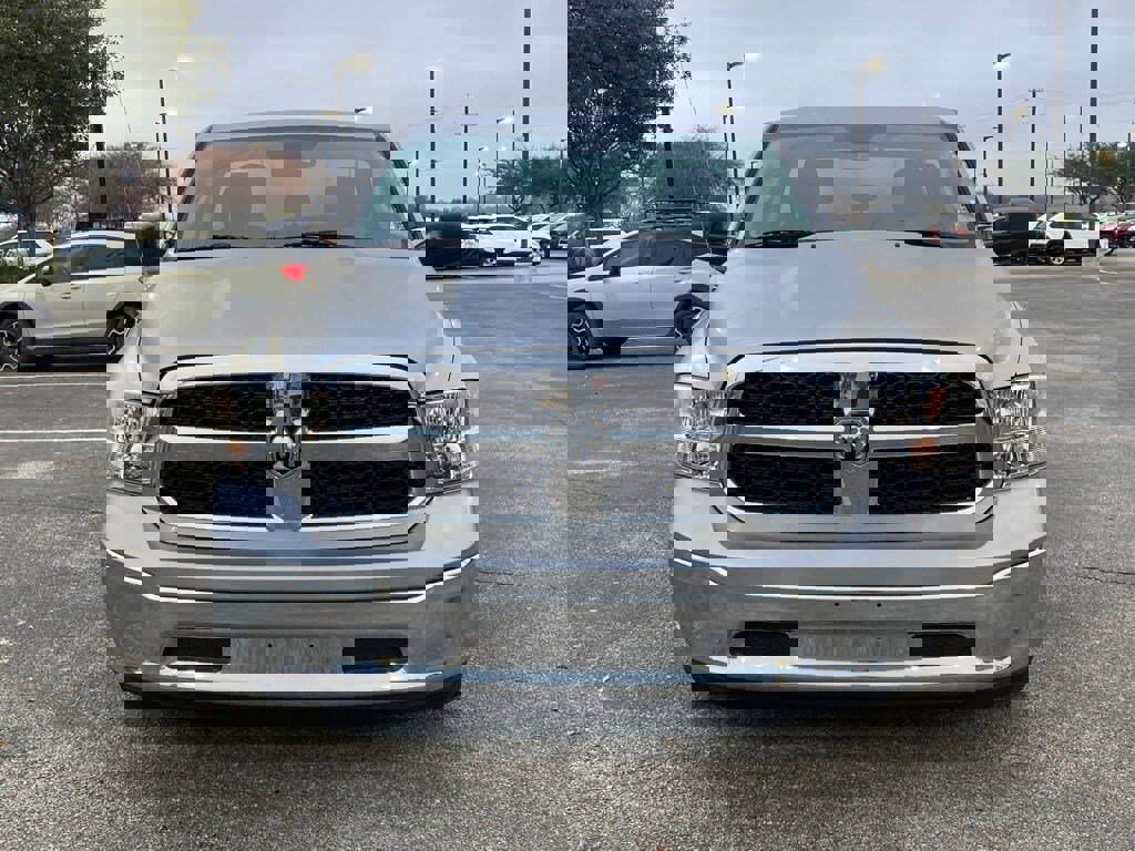Used 2024 RAM 1500 Classic SLT video 2