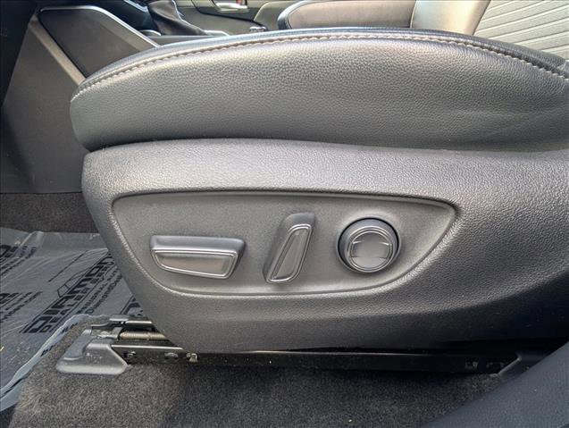 Used 2023 Toyota Highlander XSE image 29