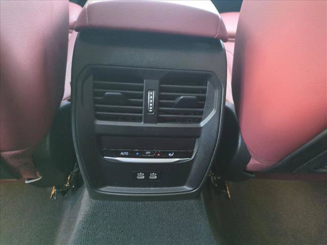 Used 2023 BMW 330i Sedan w/ Driving Assistance Package RWD image 18