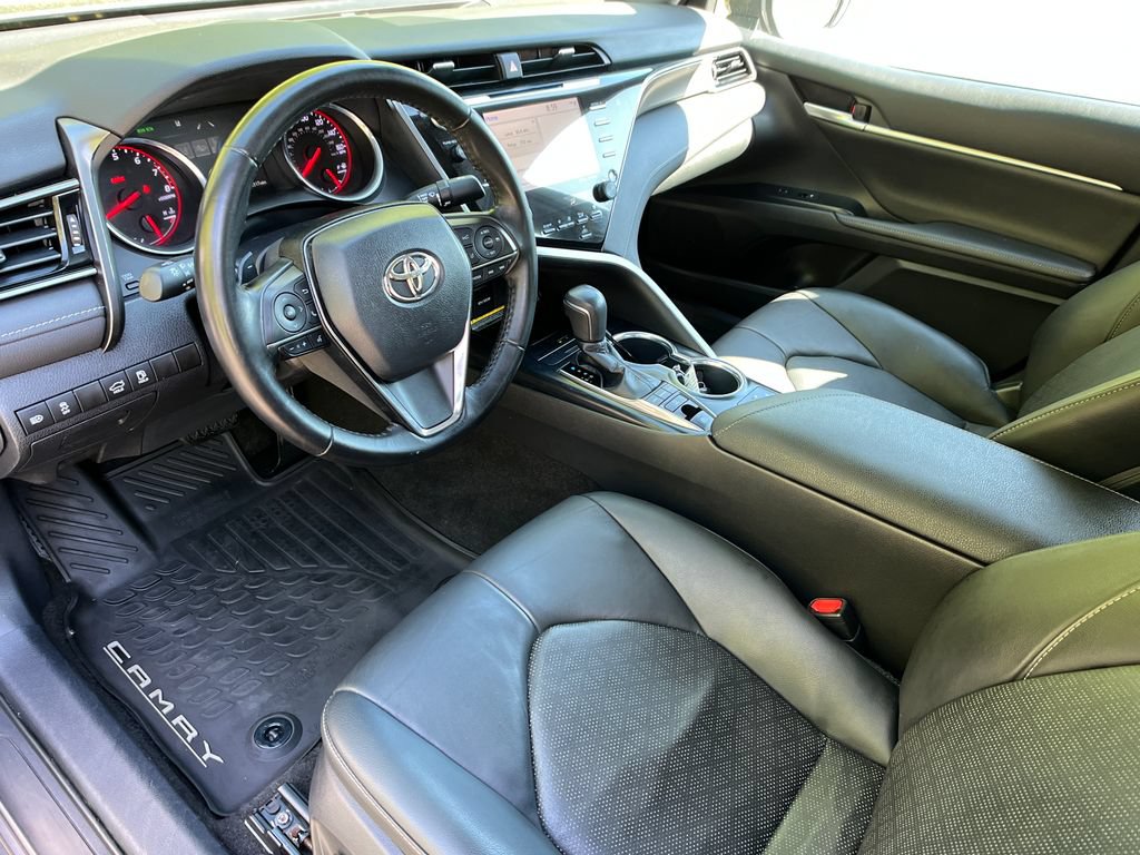 Used 2019 Toyota Camry XSE FWD image 10