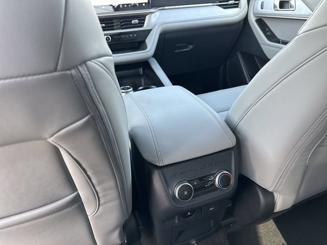 New 2026 Ford Explorer Active w/ Active Comfort Package AWD/4WD image 24