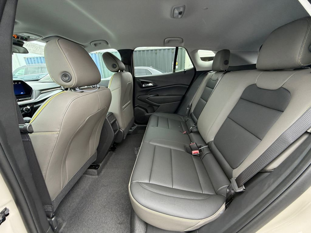 New 2026 Chevrolet Trax ACTIV w/ Driver Confidence Package FWD image 21