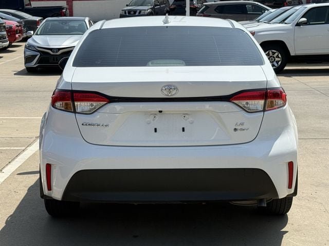 Used 2026 Toyota Corolla LE FWD image 5