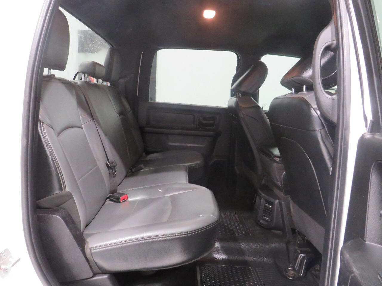 Used 2023 RAM 3500 Tradesman image 8