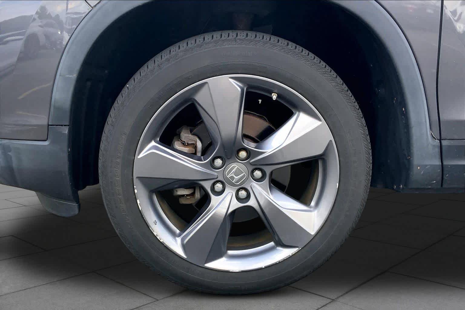 Used 2019 Honda Passport Touring image 11