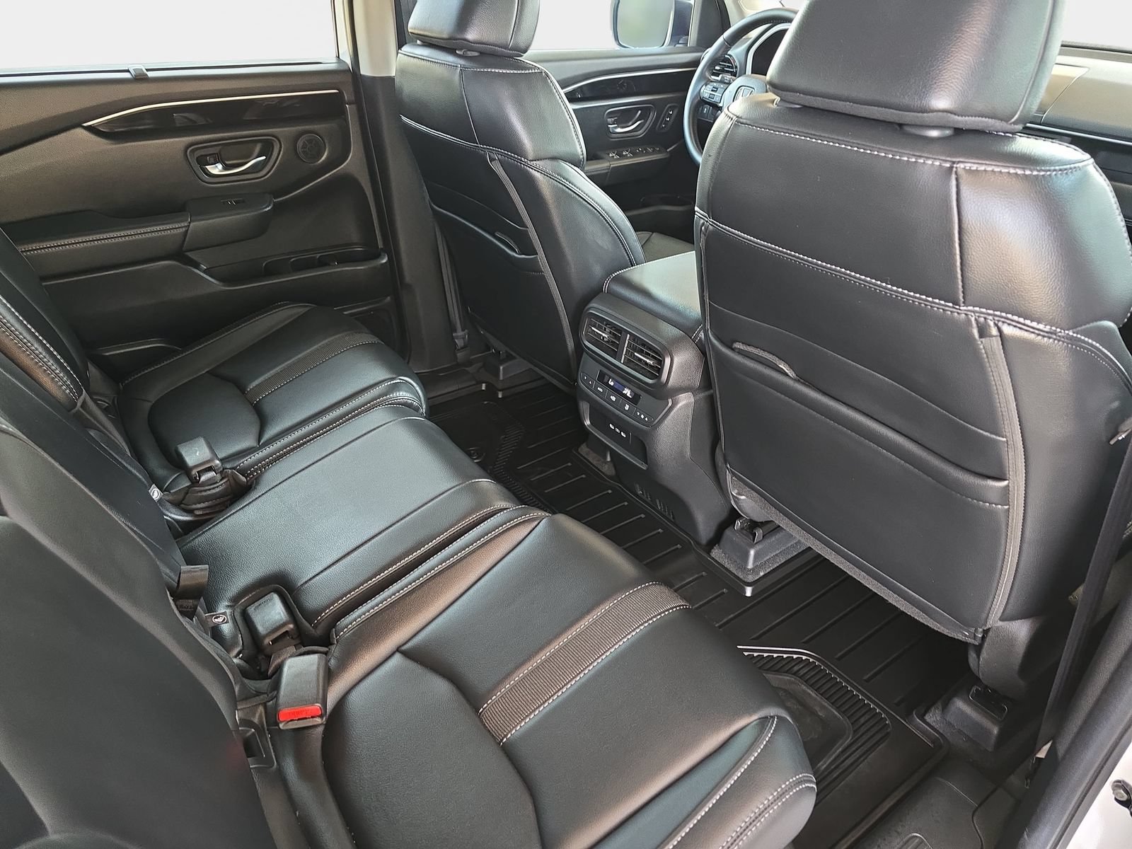 Certified 2025 Honda Pilot EX-L image 11