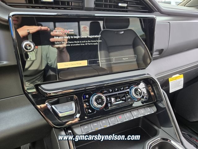 New 2026 GMC Sierra 1500 AT4X w/ LPO, Black Badging Package AWD/4WD image 10