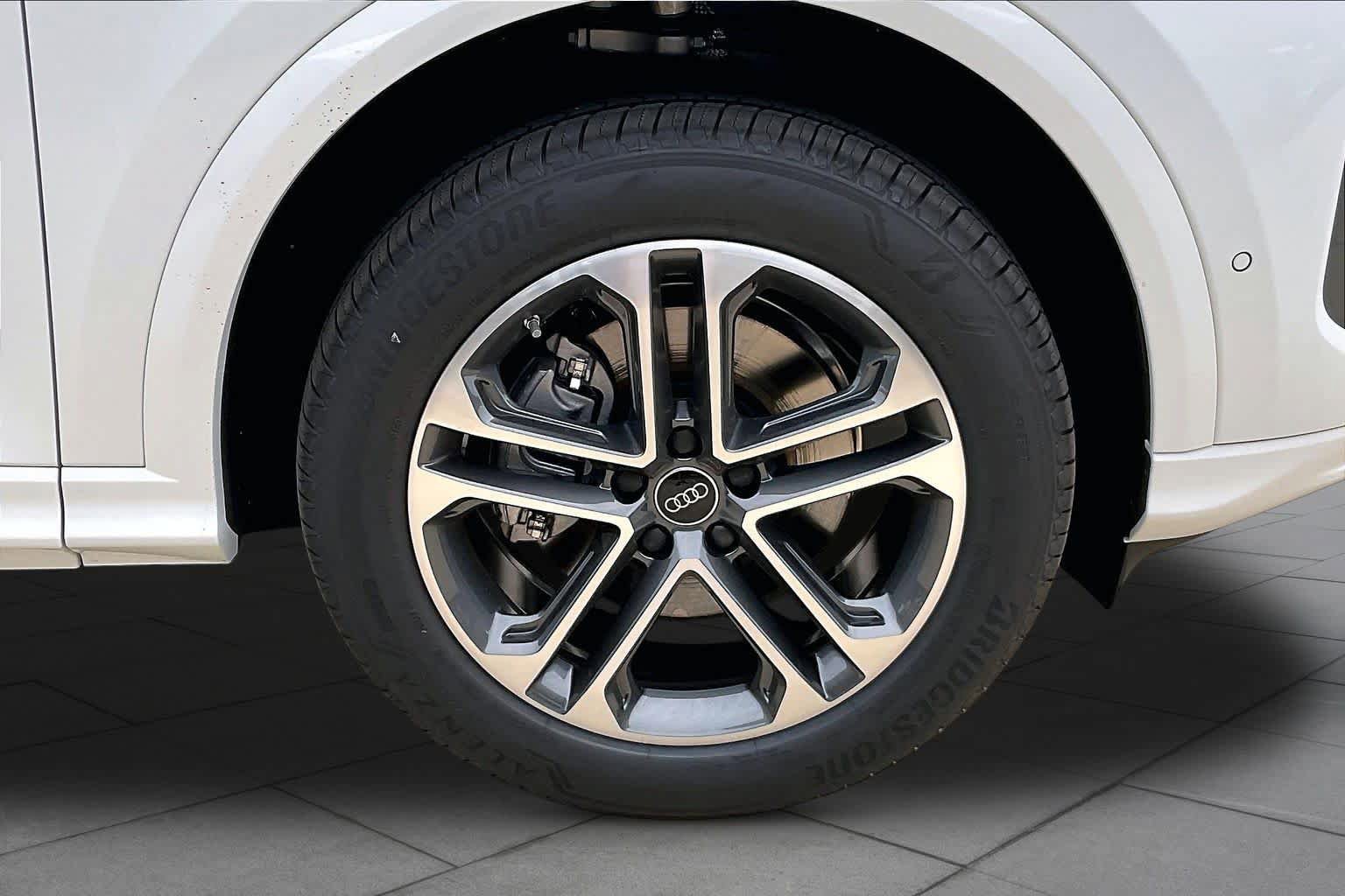 New 2026 Audi Q5 Premium AWD/4WD image 11