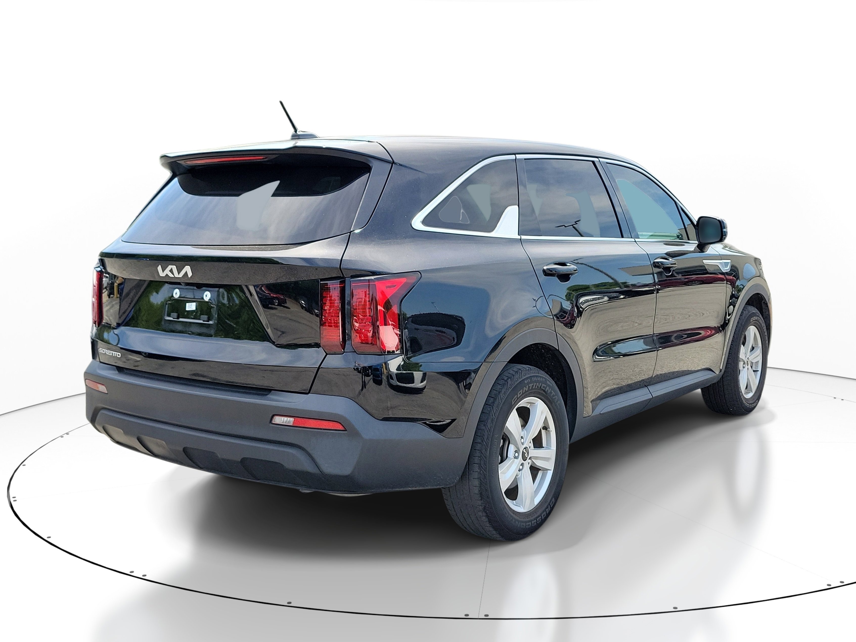 Used 2023 Kia Sorento LX image 6