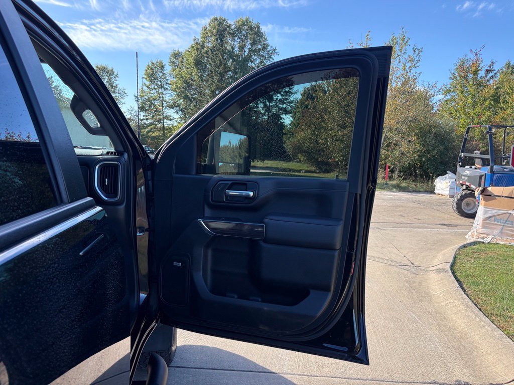 Used 2021 Chevrolet Silverado 3500 LTZ w/ LTZ Plus Package AWD/4WD image 41