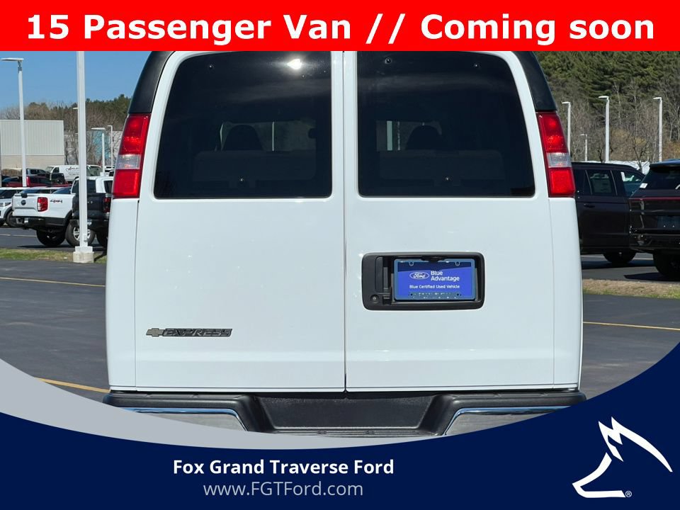 Used 2025 Chevrolet Express 3500 LT w/ LT Preferred Equipment Group RWD image 33