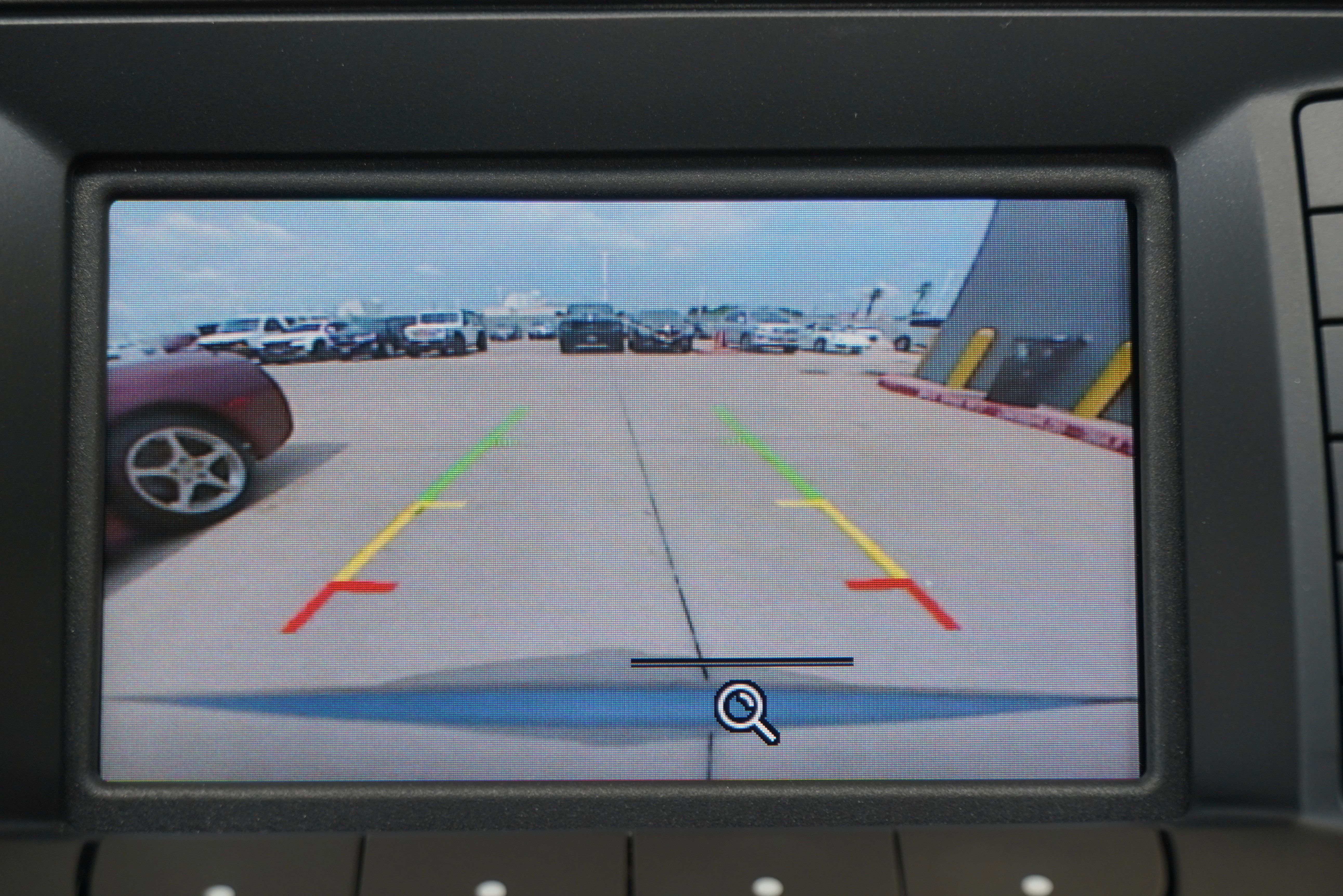 Used 2018 Ford Taurus SE image 16