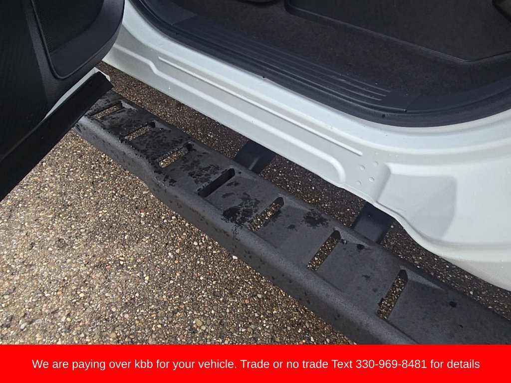 Used 2023 Nissan Titan SV w/ SV Convenience Package AWD/4WD image 36