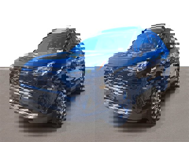 Used 2023 Toyota RAV4 XLE image 2