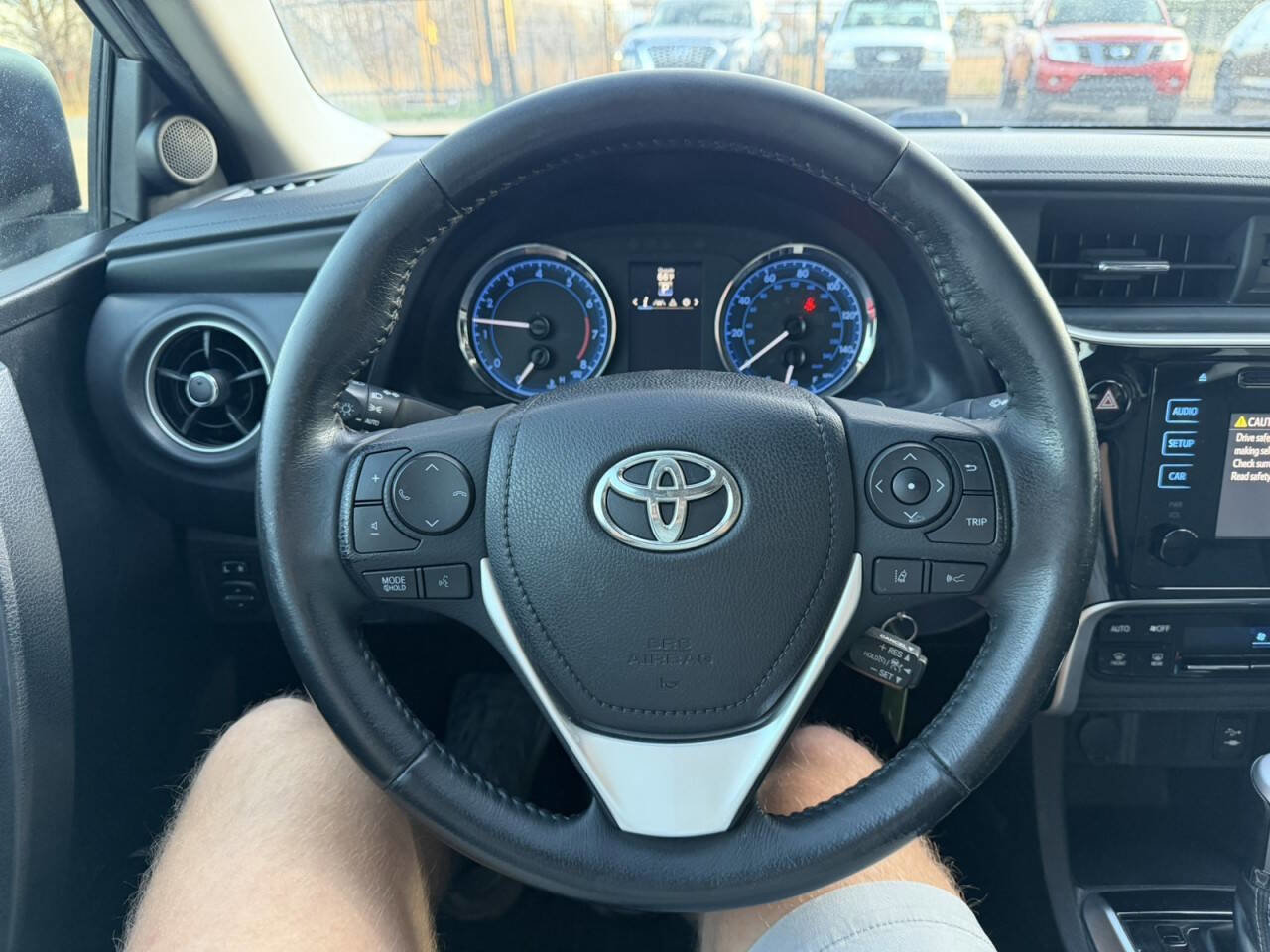Used 2018 Toyota Corolla SE FWD image 25