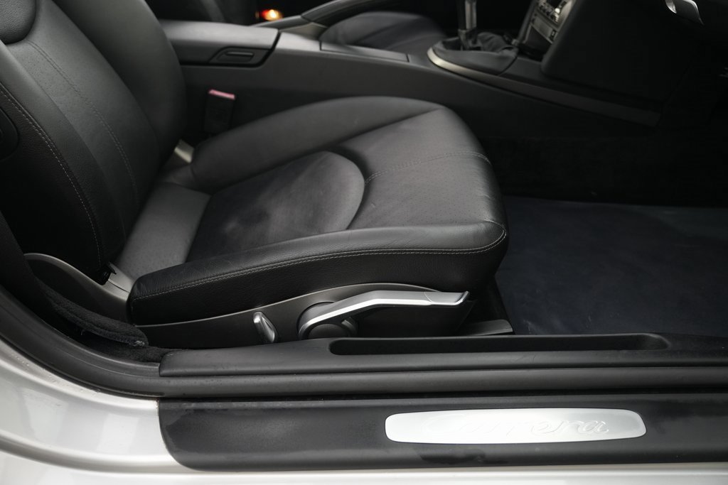 Used 2005 Porsche 911 Carrera image 52