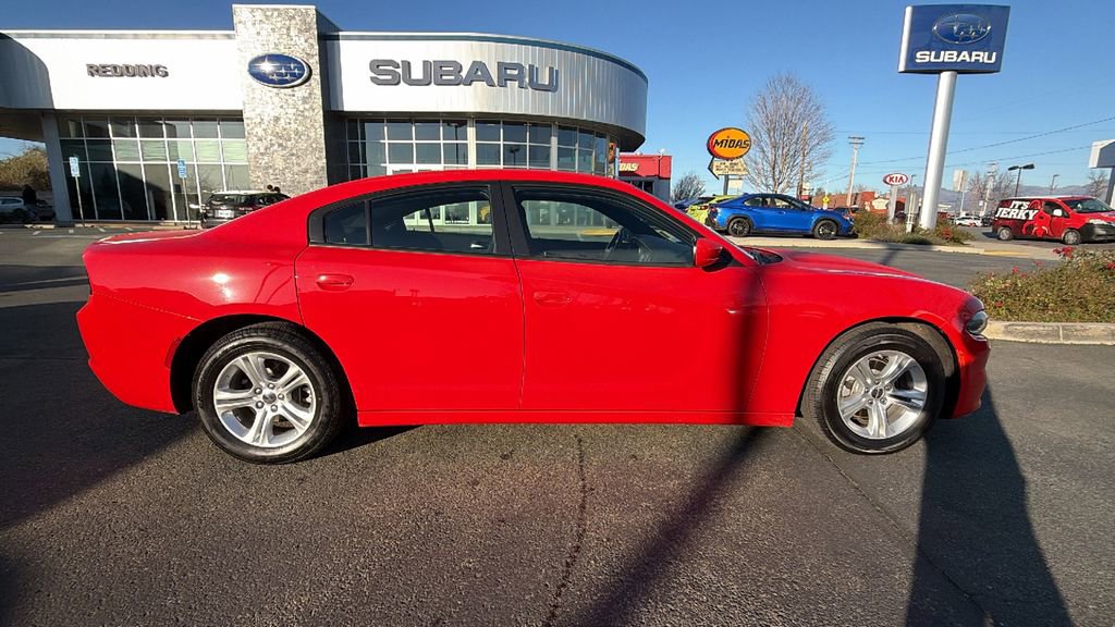 Used 2022 Dodge Charger SXT image 3
