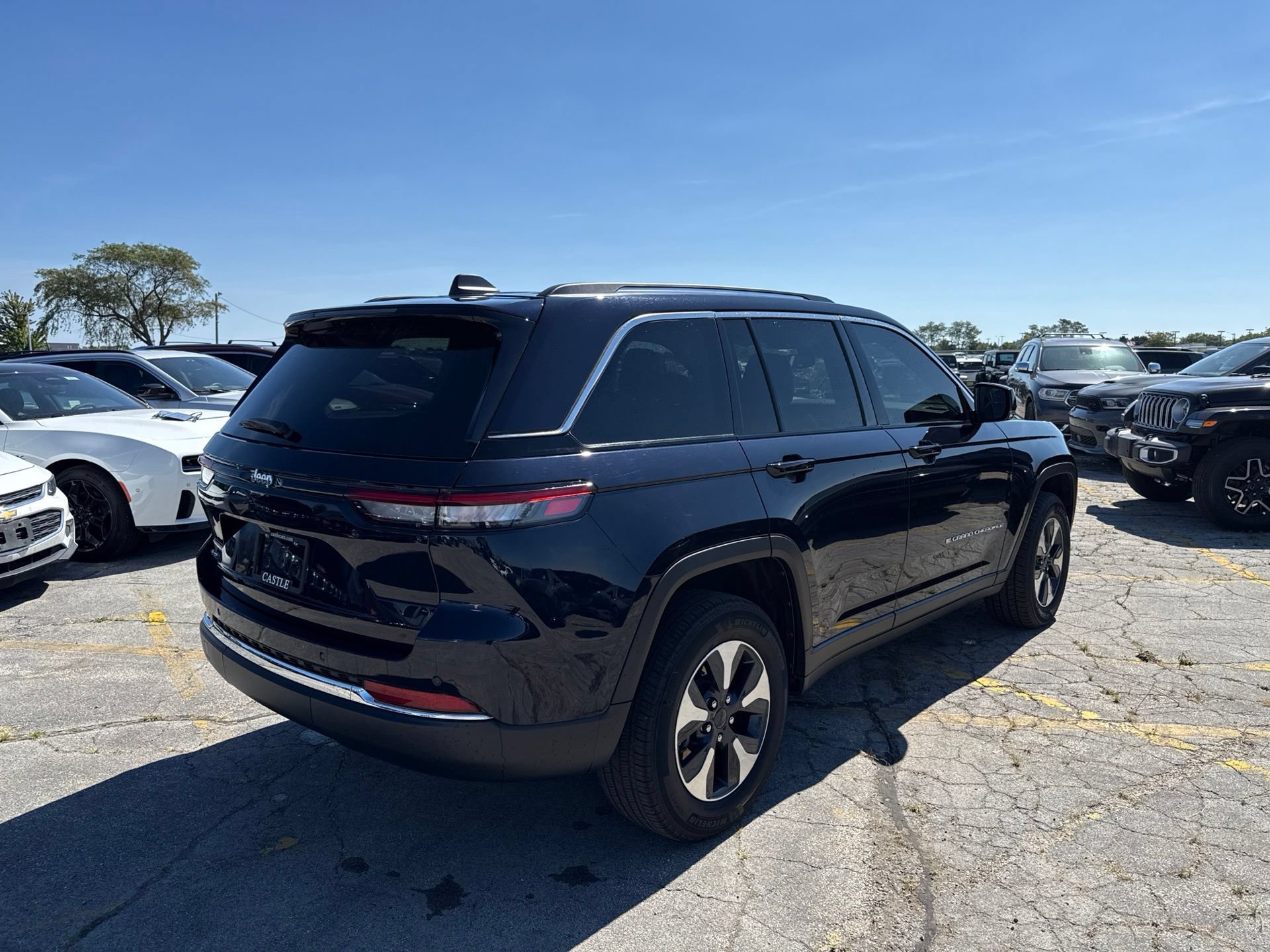 Used 2024 Jeep Grand Cherokee Limited 4xe AWD/4WD image 6