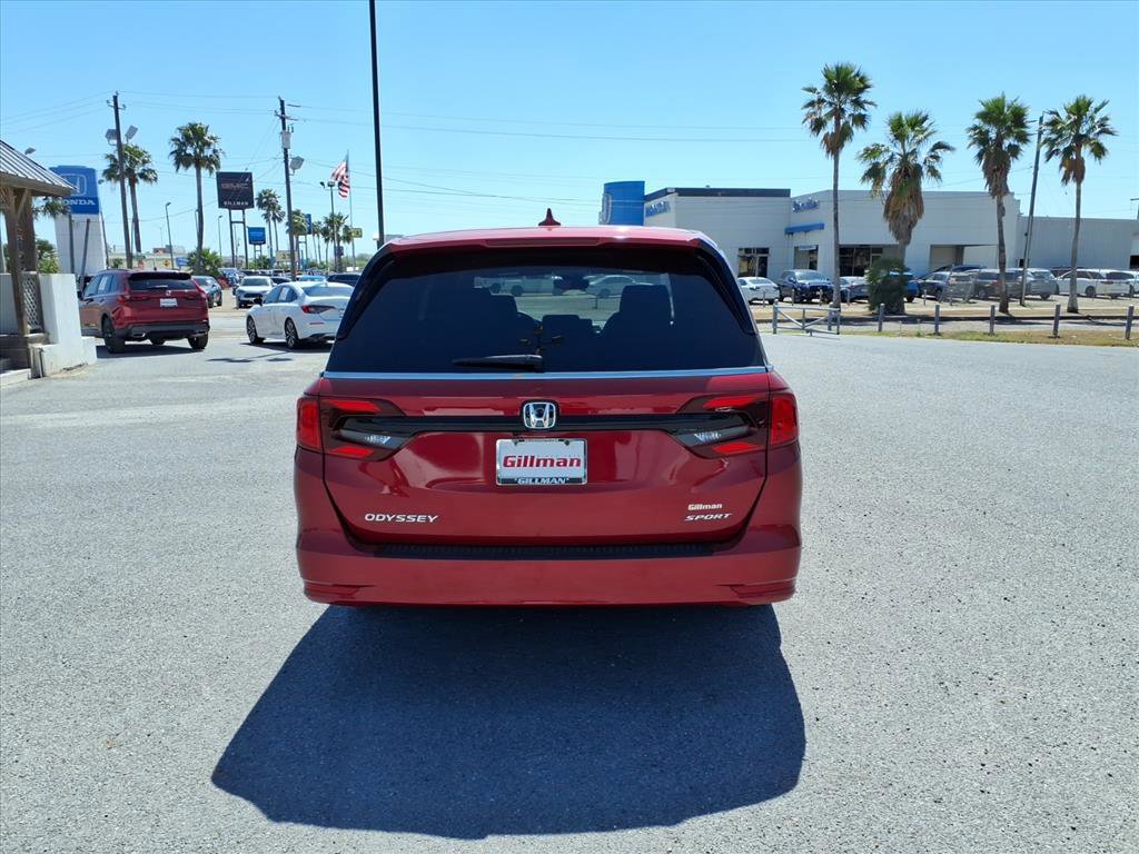 Used 2023 Honda Odyssey Sport image 7