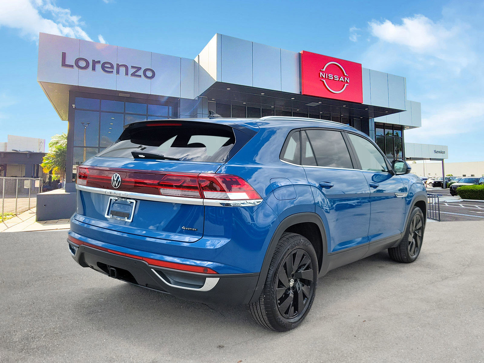 Used 2025 Volkswagen Atlas Cross Sport SE AWD/4WD image 5