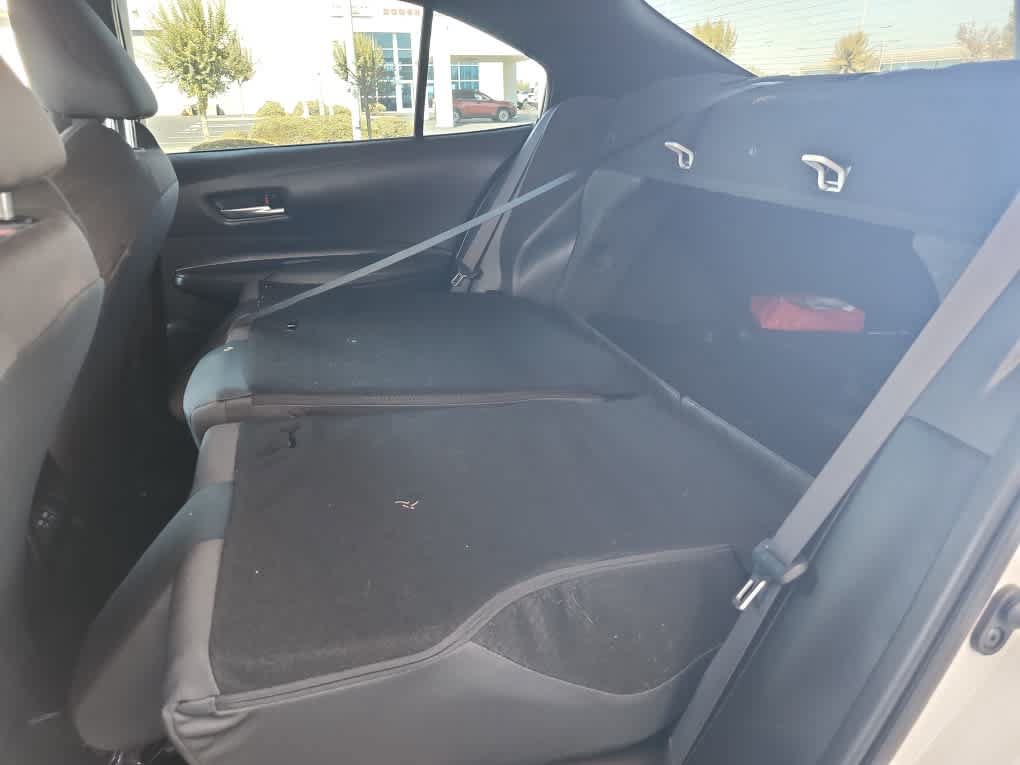 Used 2025 Toyota Corolla SE FWD image 29