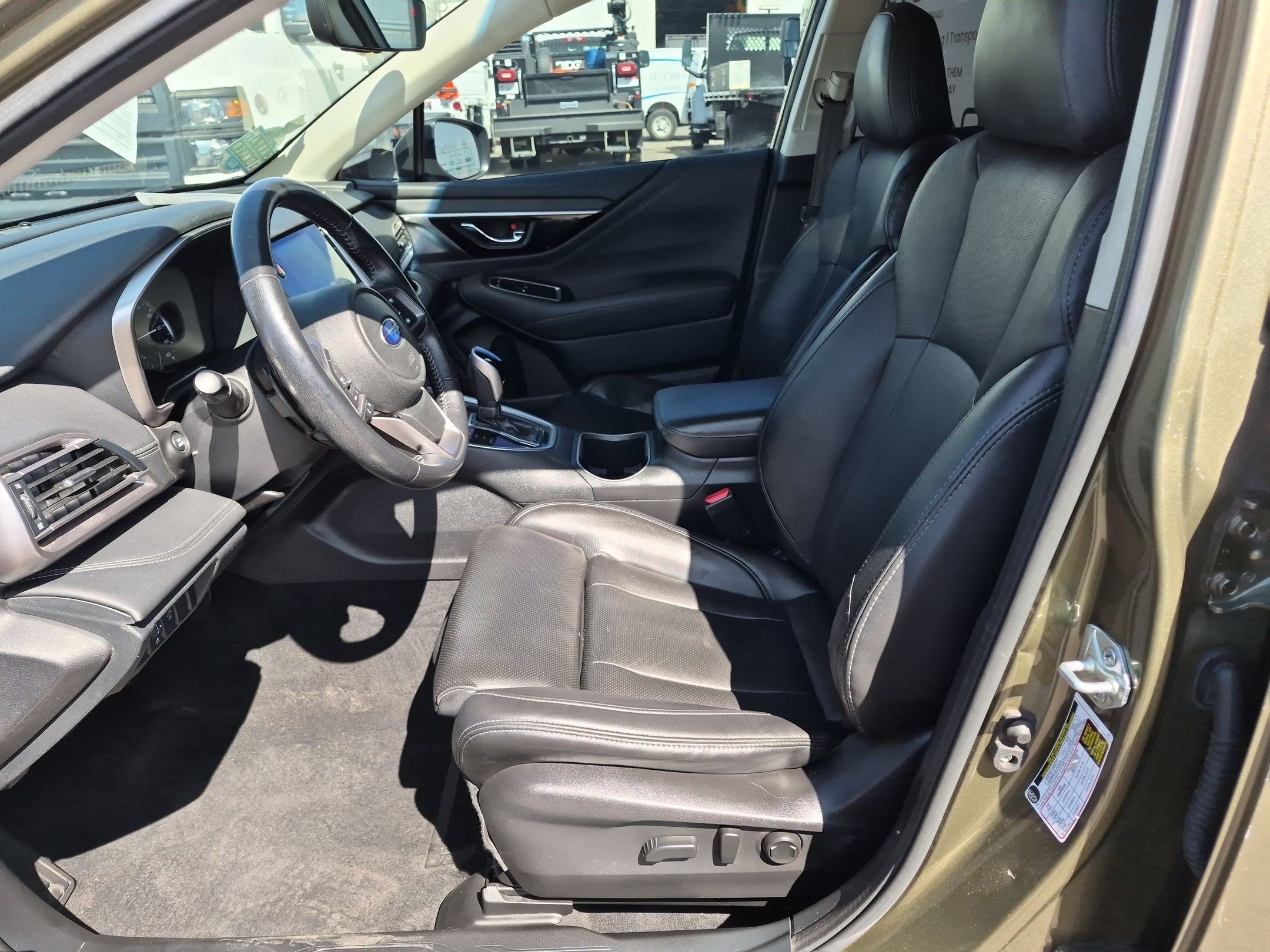 Used 2022 Subaru Outback Limited AWD/4WD image 24
