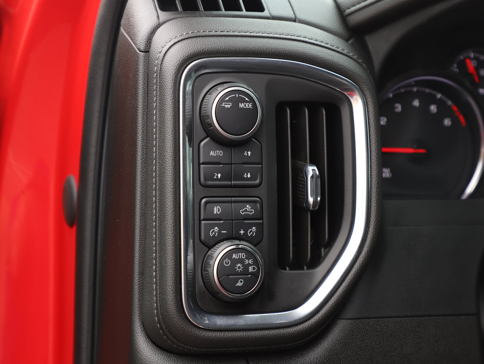 Used 2022 Chevrolet Silverado 2500 LTZ AWD/4WD image 24