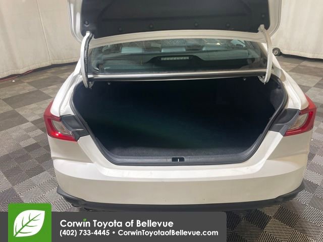 Used 2025 Toyota Camry SE image 23