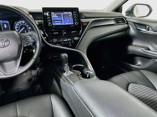 Used 2023 Toyota Camry SE FWD image 23
