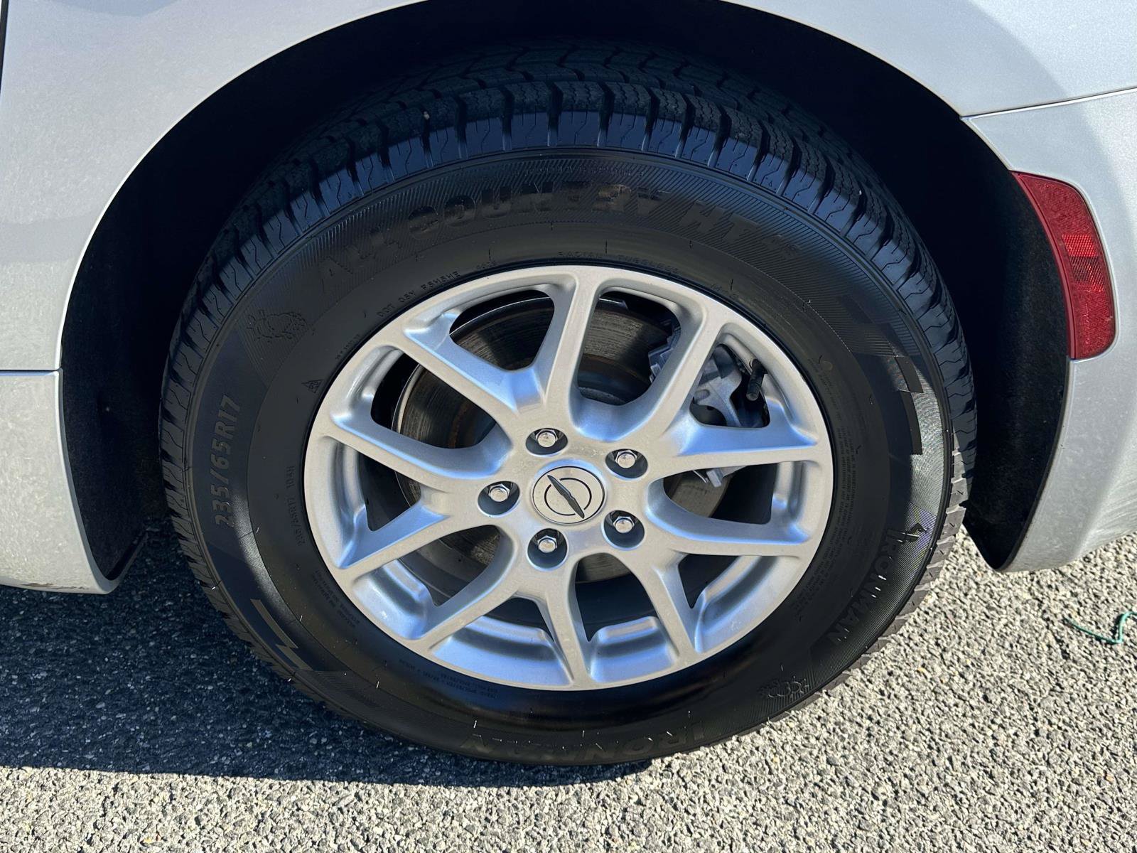 Used 2024 Chrysler Pacifica Touring-L FWD image 39